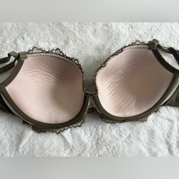 NWOT Victoria’s Secret Dream Angels Lined Demi BRs - Picture 7 of 11